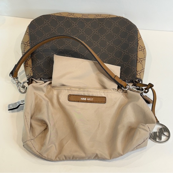 ✨ Nine West Monogram Print Shoulder Bag – Chic & Timeless Preloved Charm ✨ - Picture 6 of 16